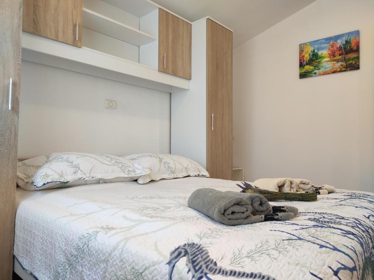 Kuca Za Odmor Tri Sunca Villa Pula Luaran gambar